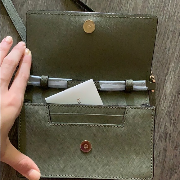 Olive Cameron Street Kate Spade purse - Picture 3 of 4